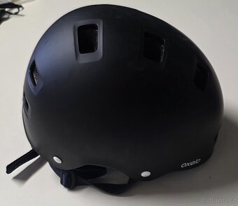 Dětská přilba na kolečkové brusle Oxelo - 2