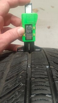 235/40/19   235/40 r19 - 2