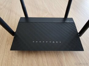 ASUS RT-AC1200 router - 2