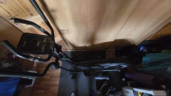 Eliptický trenažér HOUSEFIT MOTIO 80 - 2