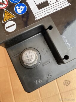 Autobaterii 12v 92Ah 850A Start/Stop AMG do VW (nová) - 2