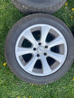 Kola 215/60R17 - 2