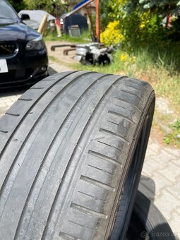 255/45 R20 nokian DOT 2020 POUZE 2 KS - 2