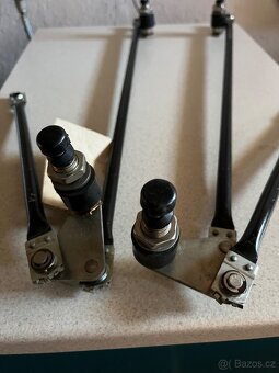 Nový mechanismus stěračů - Škoda 105/120 - 2