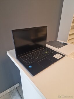 Asus VivoBook X513E - 2