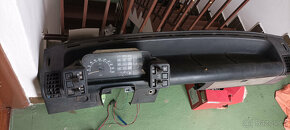 Fiat Uno 1 - 2