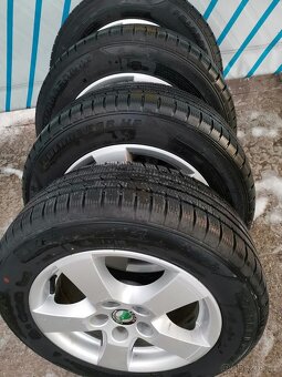 Alu kola na Škoda Fabia originál 185/60 R14 - 2