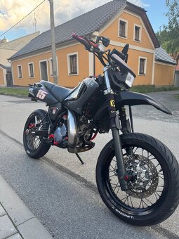 Yamaha DT125X - 2