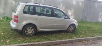 Volkswagen Touran - 2