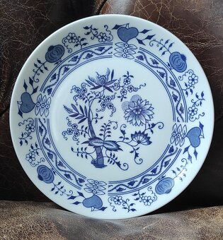 Cibulák – sada hlubokých, mělkých a dezertních talířů - 2