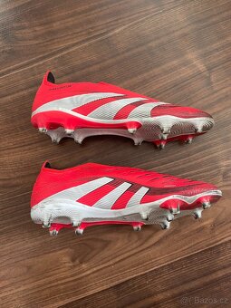 Kopačky Adidas Predator Laceless FG/MG vel.40 - 2