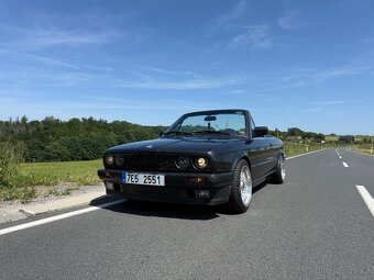 BMW E30 318i - 2