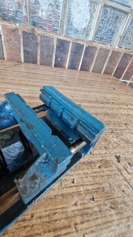 Sverak pod vrtacku - 2