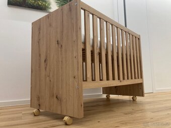 Dětská postýlka + monitor dechu Nanny - 2