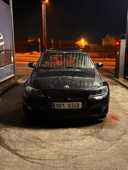 BMW e91 330i top výbava - 2