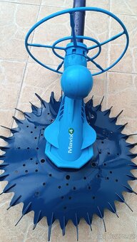 Bazénový vysavač - 2