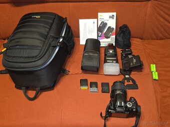 NIKON D5100 + příslušenství - 2