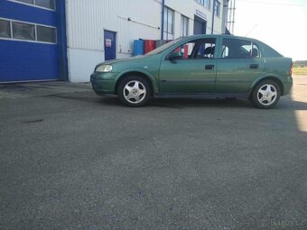 Opel astra 1.6i - 2