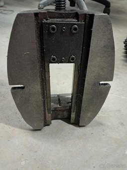 Strojní svěrák - 2