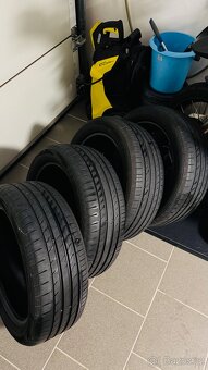 Letní pneu 205 50 r17 - 2