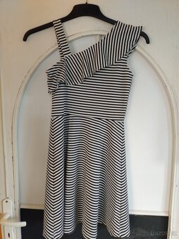 Letní šaty vel. 146/152 z H&M - 2