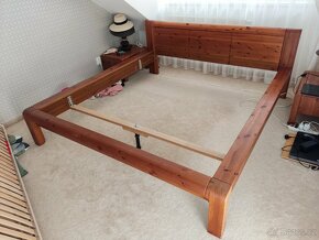 Manželská postel 180 x 200 cm - 2