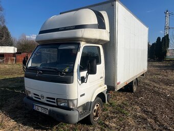 Cabstar skříň 3,0TD 92Kw ložná plocha 480cm řidičák sk. B - 2