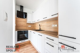 Pronájem, byty/2+kk, 49 m2, Cottonové 1967/8, Mariánské Hory - 2