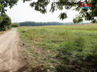 Prodej pozemku k bydlení, 860 m², Černěves - 2