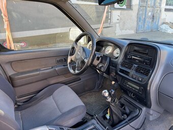 Nissan Navara d22 2.5 - 2