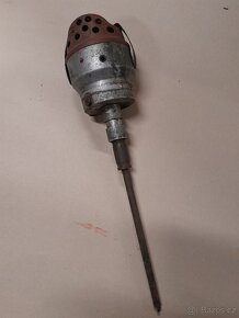 Rozdělovač Bosch 8 válec - 2