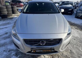 Volvo S60 2,0 D3 2.0d R5 120kW NAVI nafta manuál 120 kw - 2