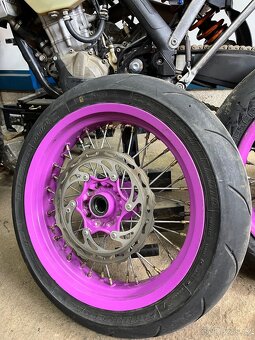Supermoto kola - 2