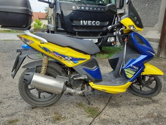 Moped Kymco Super8 50 - 2