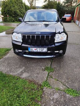 Jeep Grand Cherokee srt8 - 2