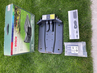 Dokovací stanice pro sekačky Bosch Indego - 2