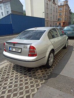 Škoda Superb - 2