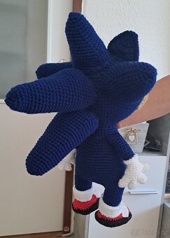 Háčkovaný Sonic - 2