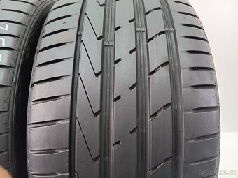 2ks letní pneu 255/40/17 Hankook - 2