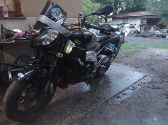 Aprilia RSV 1000 tuono 2007 - 2