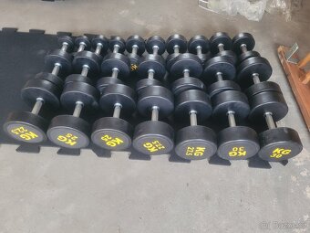 Jednoruční činky pogumované 2,5-60kg - 2