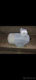 Motor SIEMENS 1,1Kw - 2