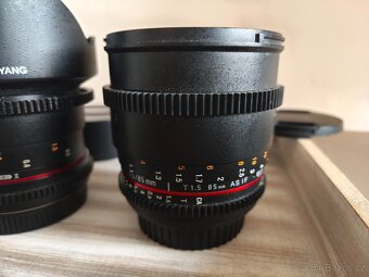 CINE objektivy Samyang 85 mm a 14 mm Canon EF - 2