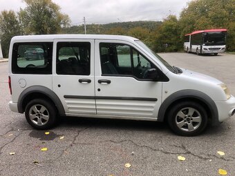 Ford Tourneo Connect - 2