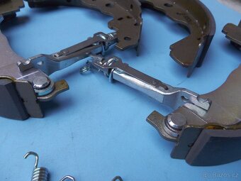 Brzdové pakny sada Bosch - Renault, Mercedes, Dacia, Lada,.. - 2