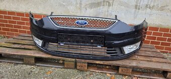 Ford S-max přední nárazník. Černý - 2