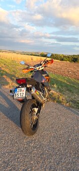 KTM 690 SM akrapovič - 2
