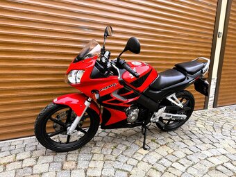 Honda CBR 125R - 2