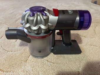 Vysavač Dyson V8™ Absolute - 2