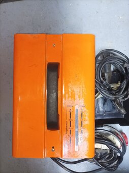 Svářečka 200A 380/230V - 2